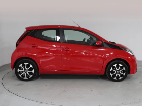 Toyota Aygo 1.0 70 x-play