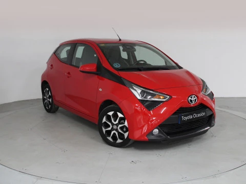 Toyota Aygo 1.0 70 x-play