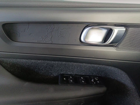 Volvo XC40 2.0 D3 AWD Momentum