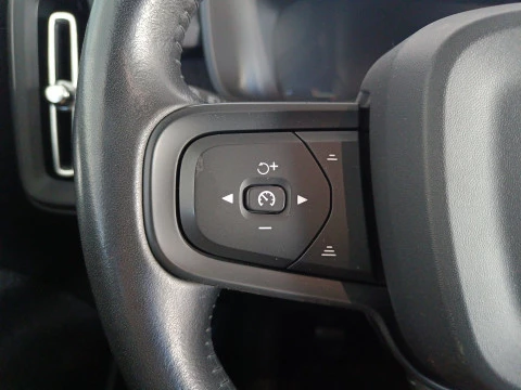 Volvo XC40 2.0 D3 AWD Momentum