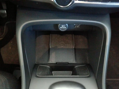 Volvo XC40 2.0 D3 AWD Momentum