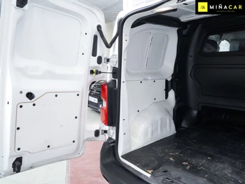 Citroën Jumpy Talla M BlueHDi 70KW 95CV Confort