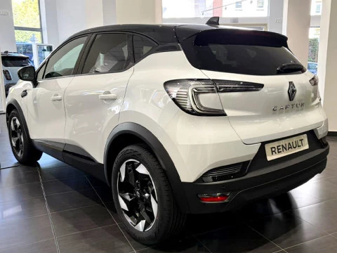 Renault Captur techno Eco-G 100cv (74 kW) Renault Captur techno Eco-G 100cv (74 kW)