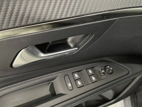 Peugeot 3008 Hybrid 180 e-EAT8 Allure Pack