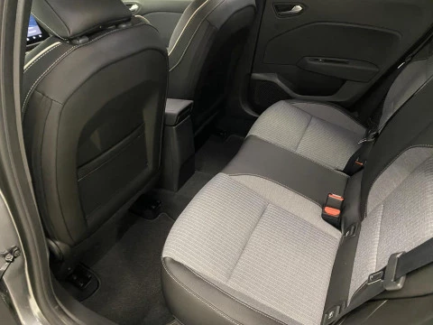 Renault Clio  E-TECH Full Hybrid Techno 105kW