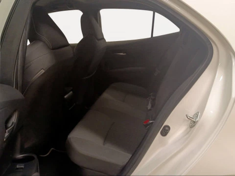Toyota Corolla 1.8 125H ACTIVE TECH E-CVT