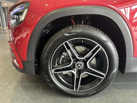 Mercedes-Benz GLB 200 d