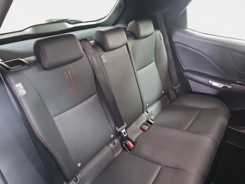 Lexus LBX 1.5 136cv HEV Elegant+ Black