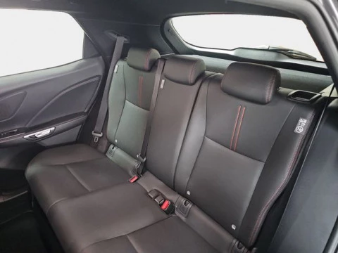 Lexus LBX 1.5 136cv HEV Elegant+ Black