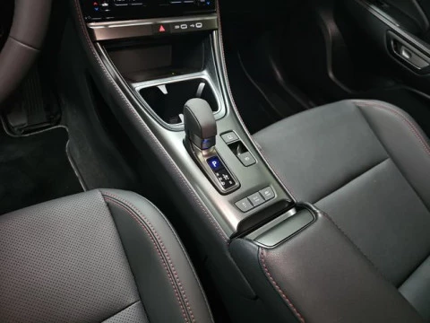 Lexus LBX 1.5 136cv HEV Elegant+ Black