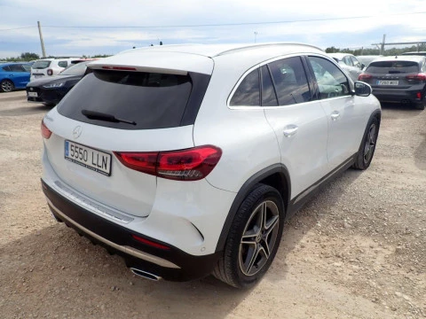 Mercedes-Benz GLA GLA 200 D