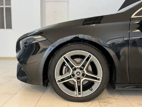 Mercedes-Benz Clase A A 200D BERLINA