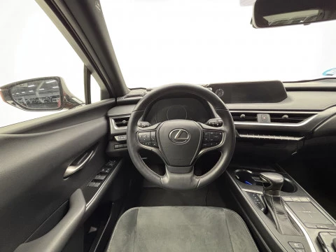 Lexus UX 2.0 250h Business