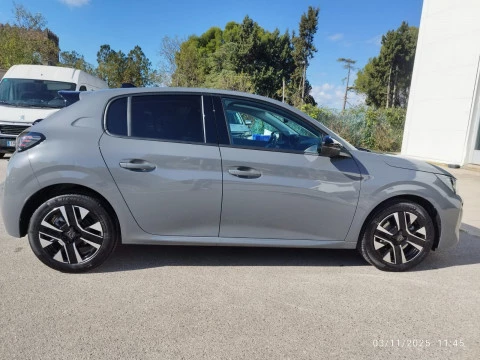 Peugeot 208 Allure HYBRID 145 eDCS6