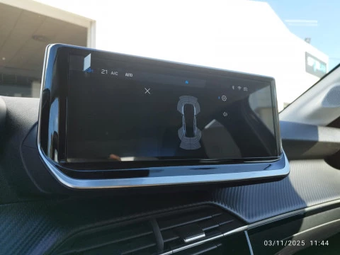 Peugeot 208 Allure HYBRID 145 eDCS6