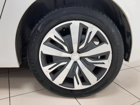 Peugeot 208 PureTech 73kW (100CV) Active Pack