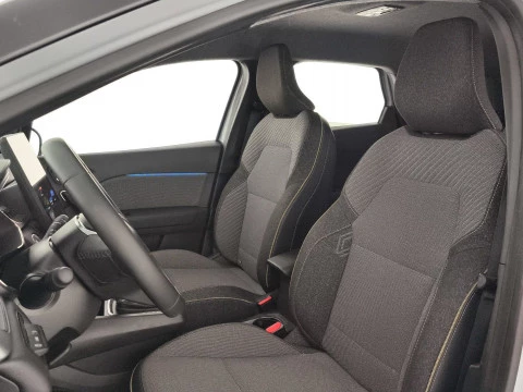 Renault Captur   techno E-Tech 145CV
