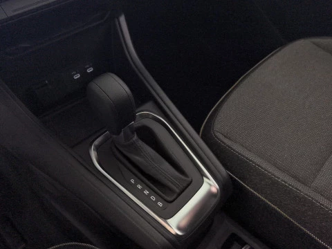Renault Captur   techno E-Tech 145CV
