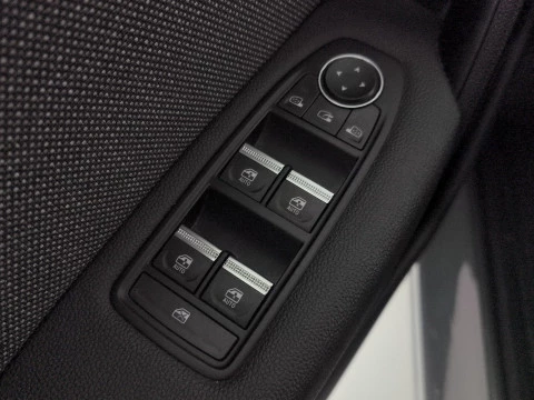 Renault Captur   techno E-Tech 145CV