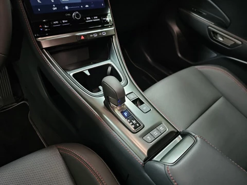 Lexus LBX 1.5 136cv HEV Elegant+ Black