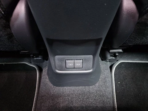 Lexus LBX 1.5 136cv HEV Elegant+ Black