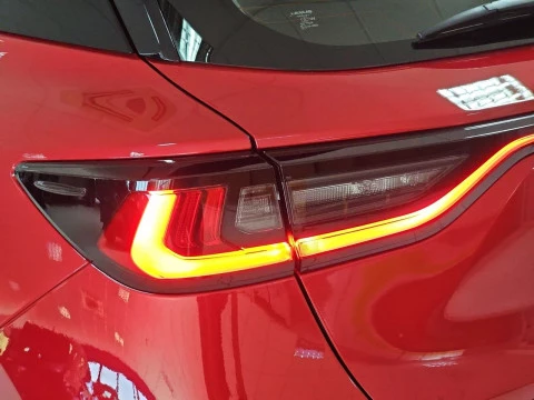 Lexus LBX 1.5 136cv HEV Elegant+ Black