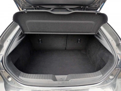 Mazda3 2025 2.5L E-SKYACTIV G MHEV 103KW (140CV) 6MT FWD HOMURA