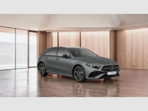 Mercedes-Benz Clase A A 250 e con tecnologia hibrida EQ