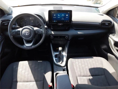 Toyota Yaris ACTIVE PLUS