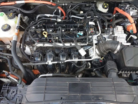 Ford Kuga Titanium 2.5 Duratec FHEV 140kW Auto