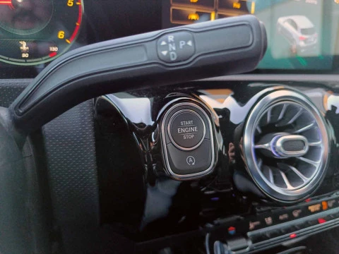 Mercedes-Benz Clase A 1.5 A 180 D 5P