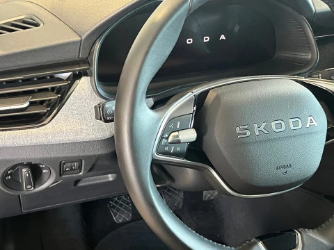 Skoda Kamiq 1.0 TSI 85KW (115CV) SELECTION
