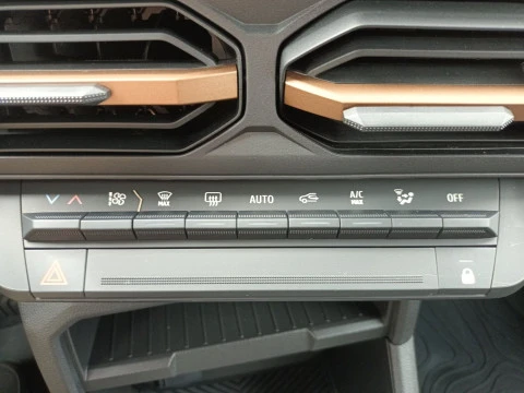 Dacia Duster  1.6 Hybrid Extreme 4x2 105kW 48v