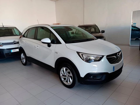 Opel Crossland CROSSLAND SEL 1.2T MT5 S/S Opel Crossland CROSSLAND SEL 1.2T MT5 S/S