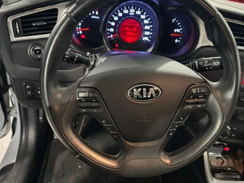 Kia Ceed 1.4 CVVT CONCEPT