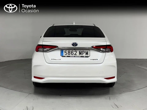 Toyota Corolla Sedán 140H STYLE