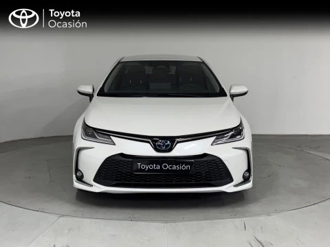 Toyota Corolla Sedán 140H STYLE