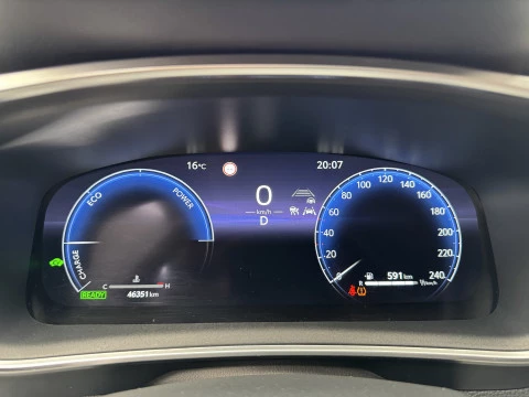 Toyota Corolla Sedán 140H STYLE