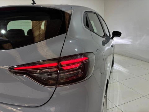 Renault Clio evolution Eco-G 100cv (74kW)