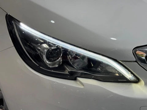 Peugeot 308 1.2 PURETECH S&S BUSINESS LINE 110