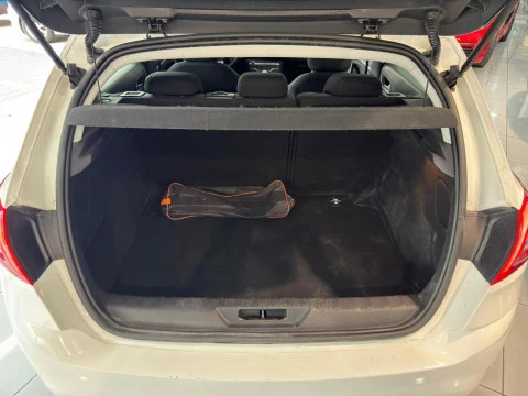 Peugeot 308 1.2 PURETECH S&S BUSINESS LINE 110