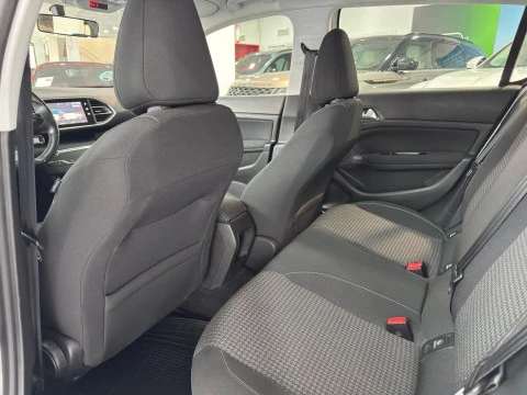 Peugeot 308 1.2 PURETECH S&S BUSINESS LINE 110