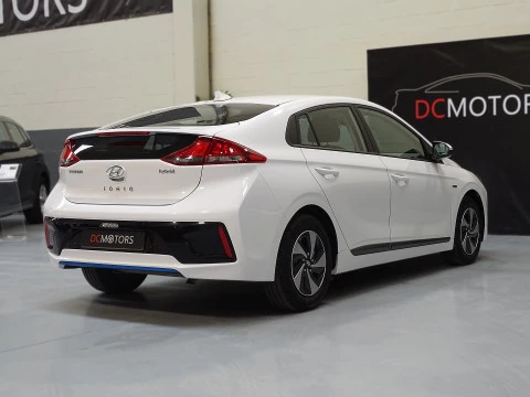 Hyundai IONIQ 1.6 GDI HEV Tecno DCT con trailer pack