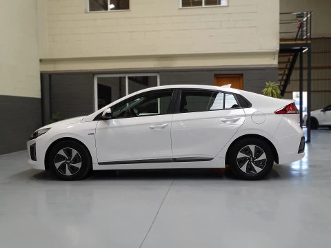 Hyundai IONIQ 1.6 GDI HEV Tecno DCT con trailer pack