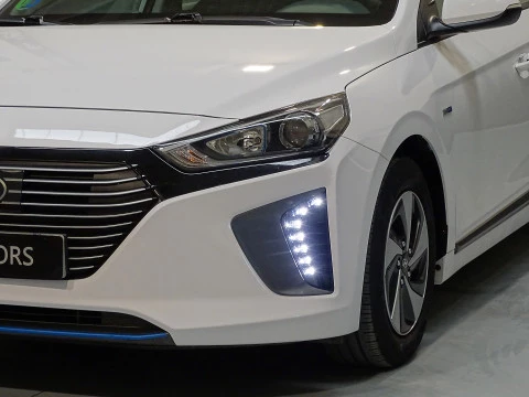 Hyundai IONIQ 1.6 GDI HEV Tecno DCT con trailer pack