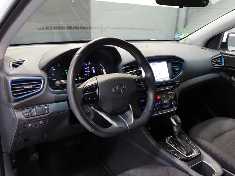 Hyundai IONIQ 1.6 GDI HEV Tecno DCT con trailer pack