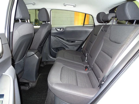 Hyundai IONIQ 1.6 GDI HEV Tecno DCT con trailer pack