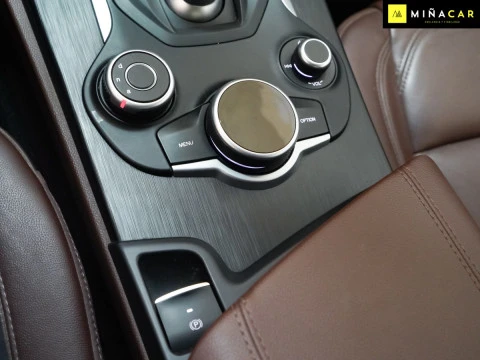 Alfa Romeo Stelvio 2.2 Diésel 118kW (160CV) Stelvio RWD