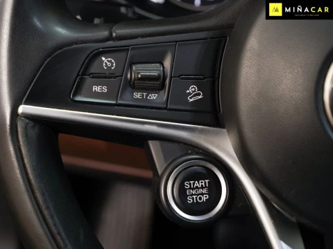 Alfa Romeo Stelvio 2.2 Diésel 118kW (160CV) Stelvio RWD