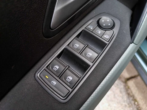 Dacia Duster EXTREME HYBRID 140CV